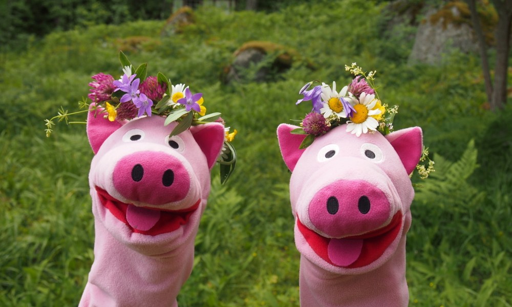 Die Schweine möchten gerne einen Kartoffelkranz.