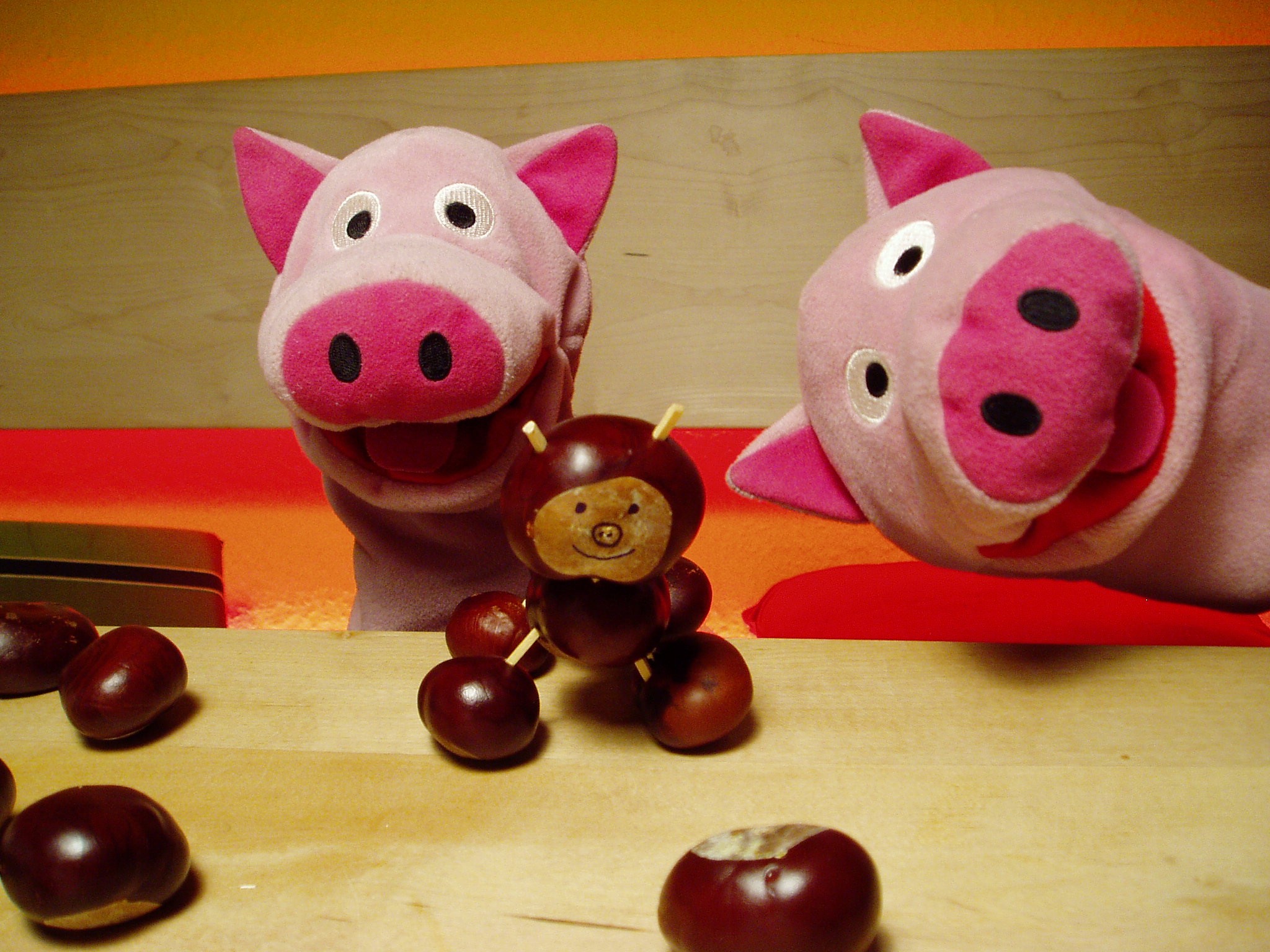 Erstmal basteln wir ein Schwein!